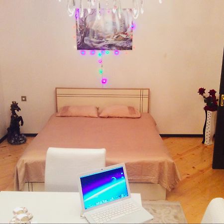 House On Ashiq Cuma Street 8 Bed & Breakfast Şǝki Bagian luar foto