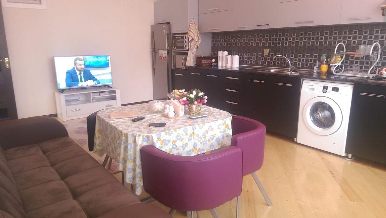 House On Ashiq Cuma Street 8 Bed & Breakfast Şǝki Bagian luar foto
